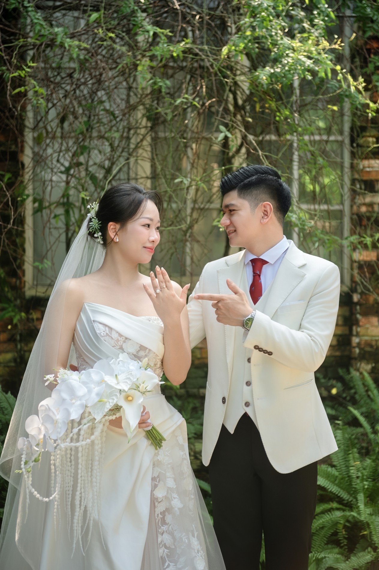 Khánh Hưng – Thuỳ Linh